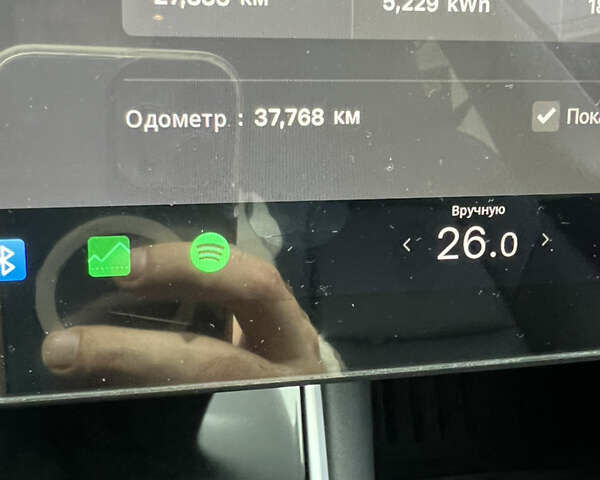 Белый Тесла Модель 3, объемом двигателя 0 л и пробегом 37 тыс. км за 20000 $, фото 10 на Automoto.ua