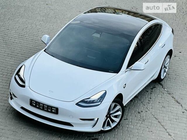 Білий Тесла Модель 3, об'ємом двигуна 0 л та пробігом 17 тис. км за 28200 $, фото 11 на Automoto.ua