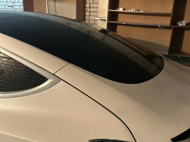 Білий Тесла Модель 3, об'ємом двигуна 0 л та пробігом 124 тис. км за 17300 $, фото 18 на Automoto.ua