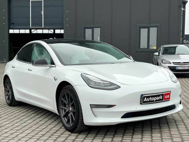 Білий Тесла Модель 3, об'ємом двигуна 0 л та пробігом 203 тис. км за 13790 $, фото 6 на Automoto.ua