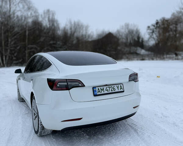 Белый Тесла Модель 3, объемом двигателя 0 л и пробегом 60 тыс. км за 19399 $, фото 15 на Automoto.ua