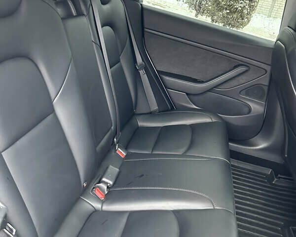 Белый Тесла Модель 3, объемом двигателя 0 л и пробегом 229 тыс. км за 16480 $, фото 9 на Automoto.ua