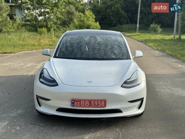 Белый Тесла Модель 3, объемом двигателя 0 л и пробегом 60 тыс. км за 17900 $, фото 3 на Automoto.ua