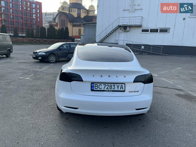 Белый Тесла Модель 3, объемом двигателя 0 л и пробегом 101 тыс. км за 18400 $, фото 5 на Automoto.ua