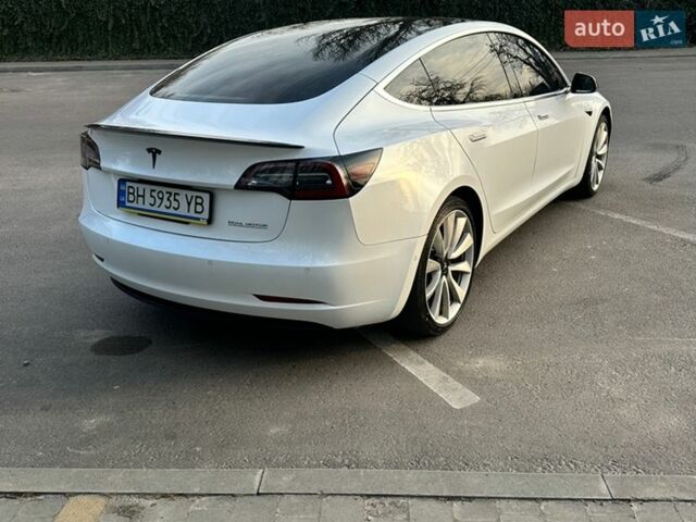 Белый Тесла Модель 3, объемом двигателя 0 л и пробегом 160 тыс. км за 19500 $, фото 13 на Automoto.ua