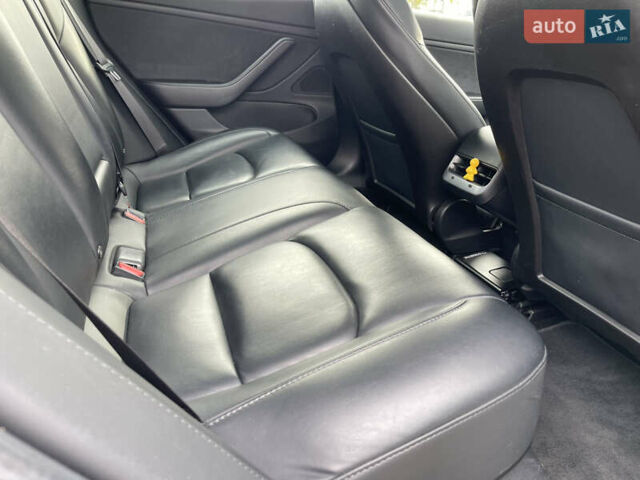 Белый Тесла Модель 3, объемом двигателя 0 л и пробегом 120 тыс. км за 17000 $, фото 42 на Automoto.ua