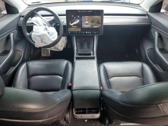 Белый Тесла Модель 3, объемом двигателя 0 л и пробегом 190 тыс. км за 12500 $, фото 7 на Automoto.ua