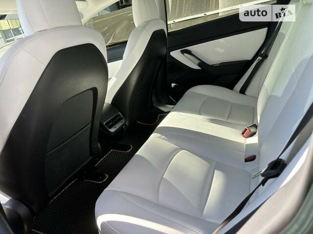 Білий Тесла Модель 3, об'ємом двигуна 0 л та пробігом 82 тис. км за 26200 $, фото 12 на Automoto.ua