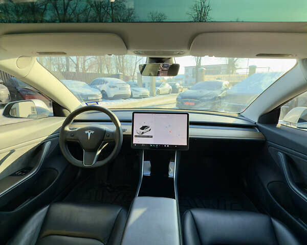 Белый Тесла Модель 3, объемом двигателя 0 л и пробегом 112 тыс. км за 18900 $, фото 26 на Automoto.ua