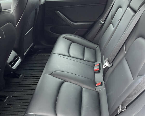 Белый Тесла Модель 3, объемом двигателя 0 л и пробегом 58 тыс. км за 18700 $, фото 12 на Automoto.ua