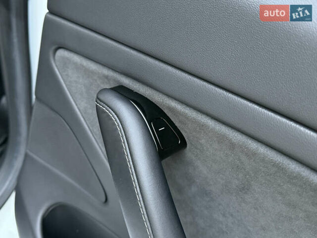 Белый Тесла Модель 3, объемом двигателя 0 л и пробегом 139 тыс. км за 17750 $, фото 32 на Automoto.ua