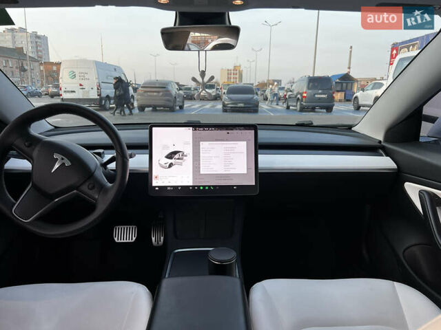 Белый Тесла Модель 3, объемом двигателя 0 л и пробегом 128 тыс. км за 18000 $, фото 9 на Automoto.ua