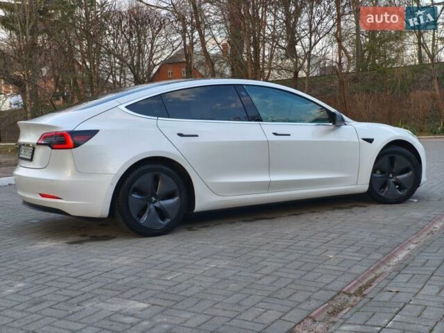 Білий Тесла Модель 3, об'ємом двигуна 0 л та пробігом 154 тис. км за 14500 $, фото 6 на Automoto.ua