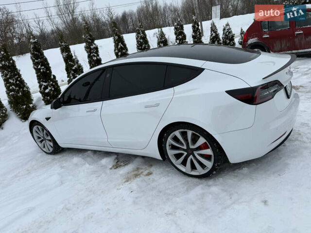 Белый Тесла Модель 3, объемом двигателя 0 л и пробегом 205 тыс. км за 16500 $, фото 12 на Automoto.ua