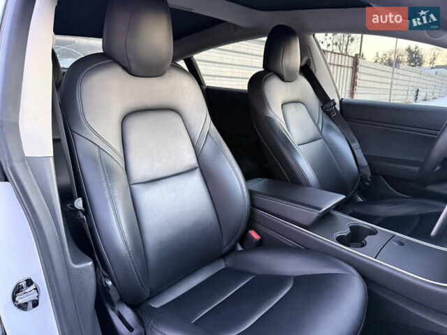 Білий Тесла Модель 3, об'ємом двигуна 0 л та пробігом 208 тис. км за 14300 $, фото 14 на Automoto.ua