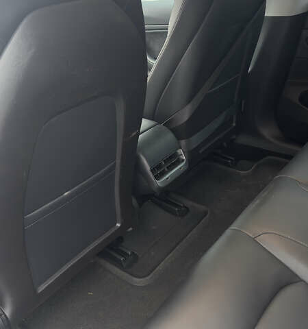 Белый Тесла Модель 3, объемом двигателя 0 л и пробегом 96 тыс. км за 25200 $, фото 19 на Automoto.ua