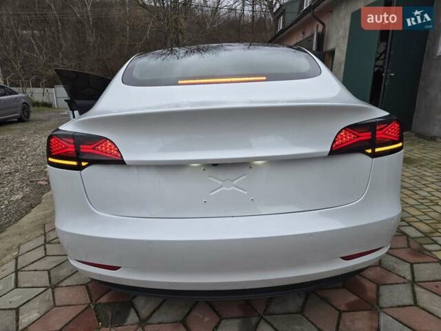 Белый Тесла Модель 3, объемом двигателя 0 л и пробегом 41 тыс. км за 15900 $, фото 14 на Automoto.ua