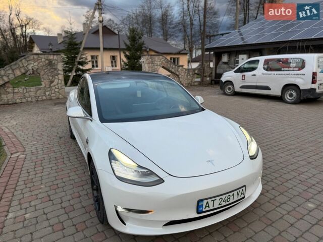 Білий Тесла Модель 3, об'ємом двигуна 0 л та пробігом 82 тис. км за 17600 $, фото 6 на Automoto.ua