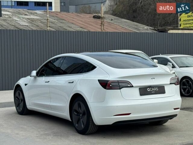 Білий Тесла Модель 3, об'ємом двигуна 0 л та пробігом 45 тис. км за 15900 $, фото 7 на Automoto.ua