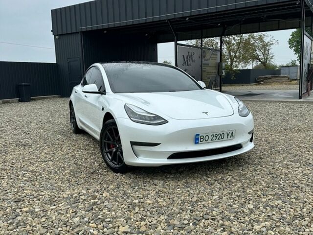 Білий Тесла Модель 3, об'ємом двигуна 0 л та пробігом 99 тис. км за 17000 $, фото 3 на Automoto.ua