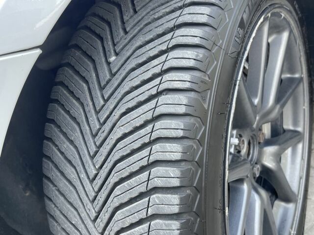 Белый Тесла Модель 3, объемом двигателя 0 л и пробегом 263 тыс. км за 18800 $, фото 7 на Automoto.ua