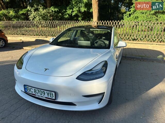 Белый Тесла Модель 3, объемом двигателя 0 л и пробегом 152 тыс. км за 17500 $, фото 17 на Automoto.ua
