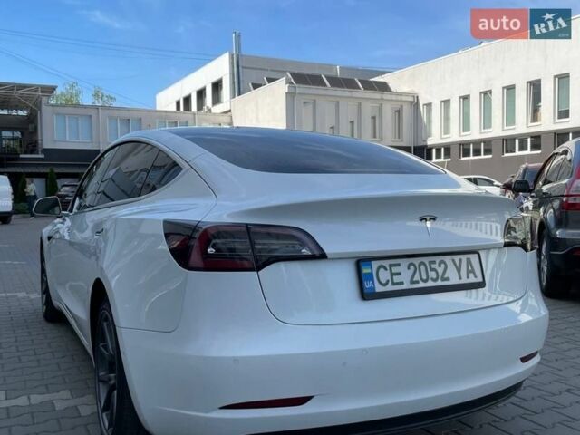 Білий Тесла Модель 3, об'ємом двигуна 0 л та пробігом 66 тис. км за 15900 $, фото 4 на Automoto.ua