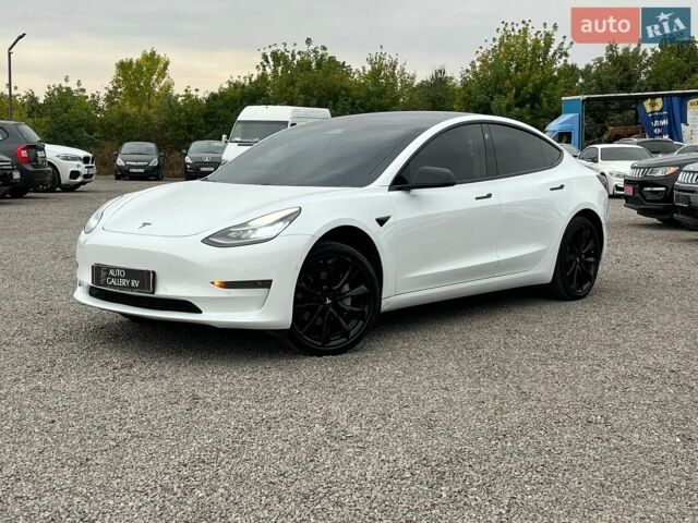 Білий Тесла Модель 3, об'ємом двигуна 0 л та пробігом 169 тис. км за 14388 $, фото 1 на Automoto.ua