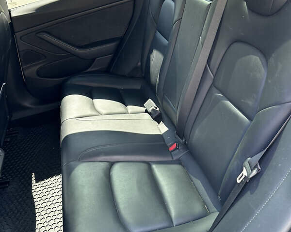 Білий Тесла Модель 3, об'ємом двигуна 0 л та пробігом 80 тис. км за 17000 $, фото 5 на Automoto.ua