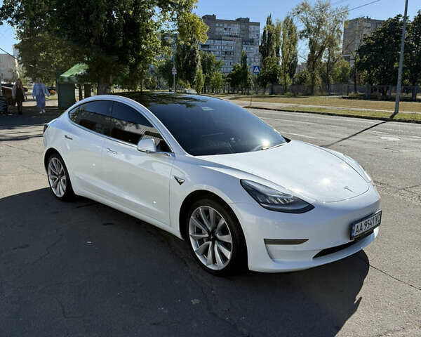 Белый Тесла Модель 3, объемом двигателя 0 л и пробегом 13 тыс. км за 18700 $, фото 15 на Automoto.ua