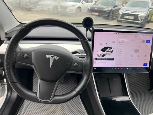 Білий Тесла Модель 3, об'ємом двигуна 0 л та пробігом 203 тис. км за 13790 $, фото 14 на Automoto.ua