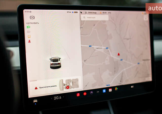 Белый Тесла Модель 3, объемом двигателя 0 л и пробегом 63 тыс. км за 15999 $, фото 61 на Automoto.ua