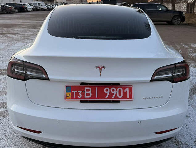 Білий Тесла Модель 3, об'ємом двигуна 0 л та пробігом 208 тис. км за 14300 $, фото 13 на Automoto.ua
