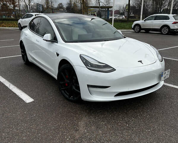 Білий Тесла Модель 3, об'ємом двигуна 0 л та пробігом 139 тис. км за 18900 $, фото 9 на Automoto.ua