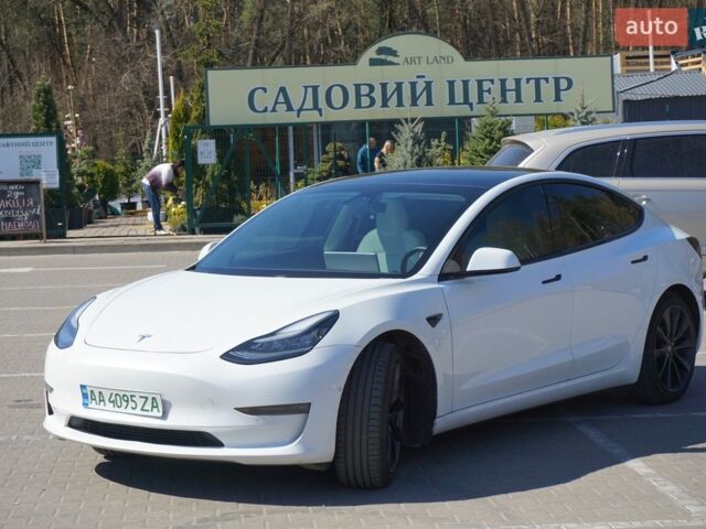 Білий Тесла Модель 3, об'ємом двигуна 0 л та пробігом 122 тис. км за 15800 $, фото 8 на Automoto.ua