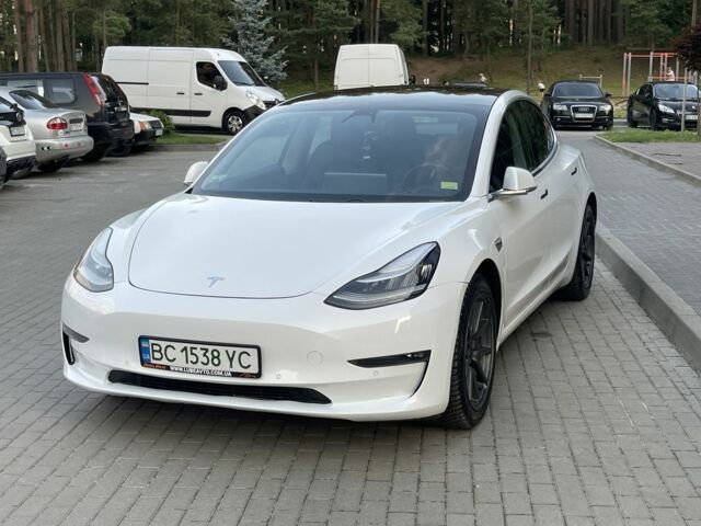Белый Тесла Модель 3, объемом двигателя 0 л и пробегом 257 тыс. км за 16800 $, фото 11 на Automoto.ua