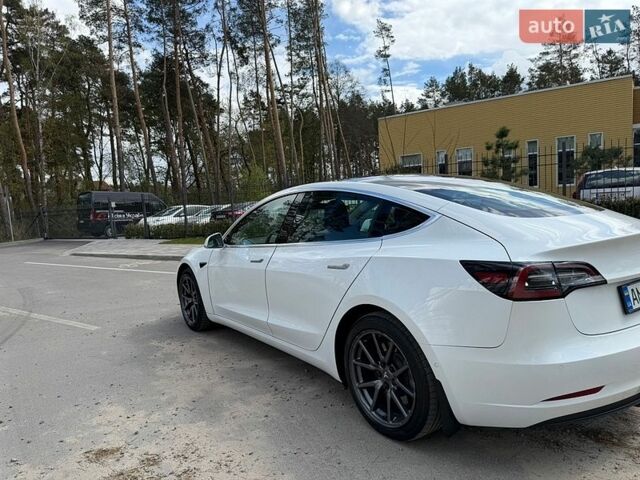 Белый Тесла Модель 3, объемом двигателя 0 л и пробегом 128 тыс. км за 18199 $, фото 12 на Automoto.ua