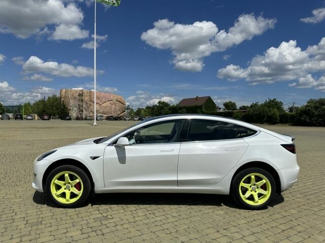 Білий Тесла Модель 3, об'ємом двигуна 0 л та пробігом 205 тис. км за 17000 $, фото 6 на Automoto.ua