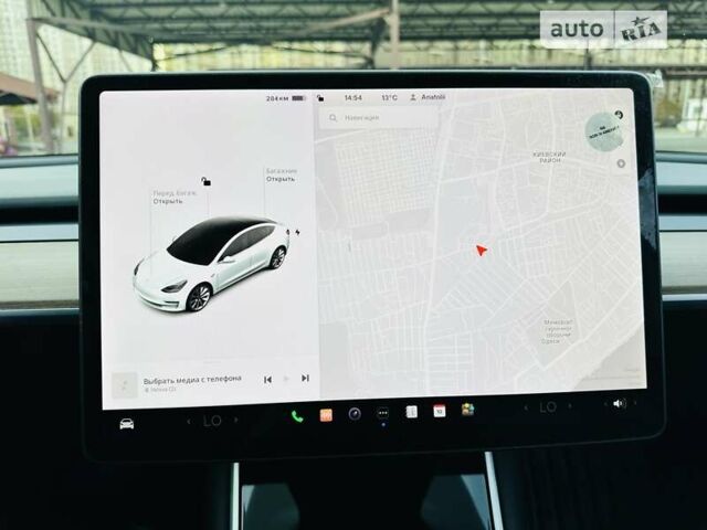 Білий Тесла Модель 3, об'ємом двигуна 0 л та пробігом 17 тис. км за 28200 $, фото 46 на Automoto.ua