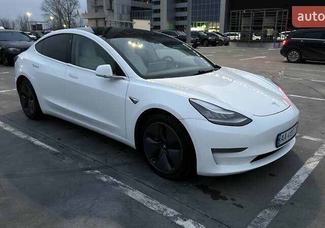 Білий Тесла Модель 3, об'ємом двигуна 0 л та пробігом 160 тис. км за 16000 $, фото 11 на Automoto.ua