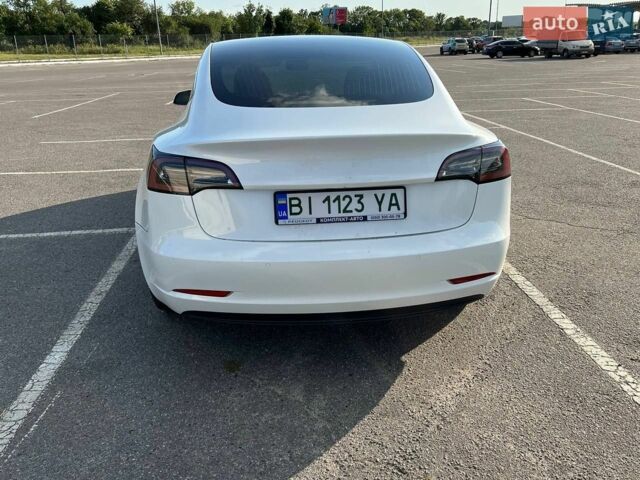 Білий Тесла Модель 3, об'ємом двигуна 0 л та пробігом 105 тис. км за 21500 $, фото 1 на Automoto.ua