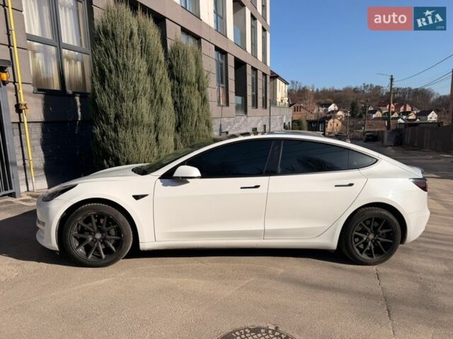 Белый Тесла Модель 3, объемом двигателя 0 л и пробегом 85 тыс. км за 16000 $, фото 20 на Automoto.ua