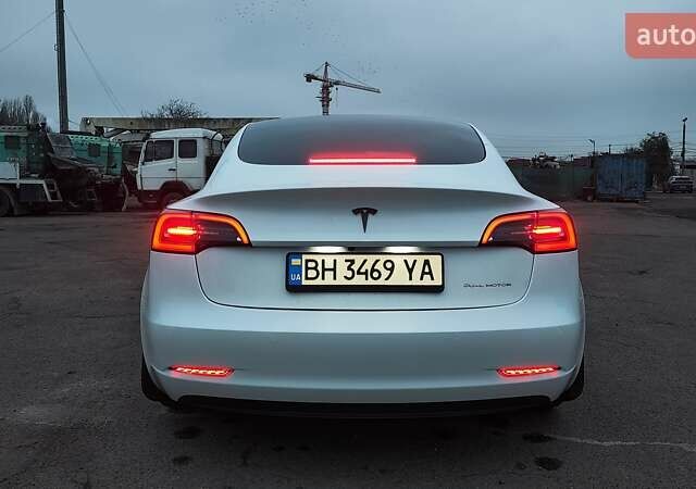 Белый Тесла Модель 3, объемом двигателя 0 л и пробегом 43 тыс. км за 25000 $, фото 26 на Automoto.ua