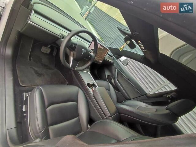 Білий Тесла Модель 3, об'ємом двигуна 0 л та пробігом 44 тис. км за 18999 $, фото 21 на Automoto.ua