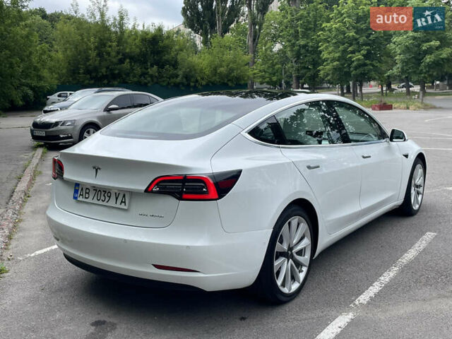 Белый Тесла Модель 3, объемом двигателя 0 л и пробегом 140 тыс. км за 18500 $, фото 3 на Automoto.ua
