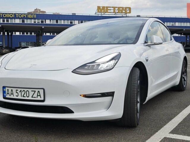 Білий Тесла Модель 3, об'ємом двигуна 0 л та пробігом 132 тис. км за 20300 $, фото 2 на Automoto.ua