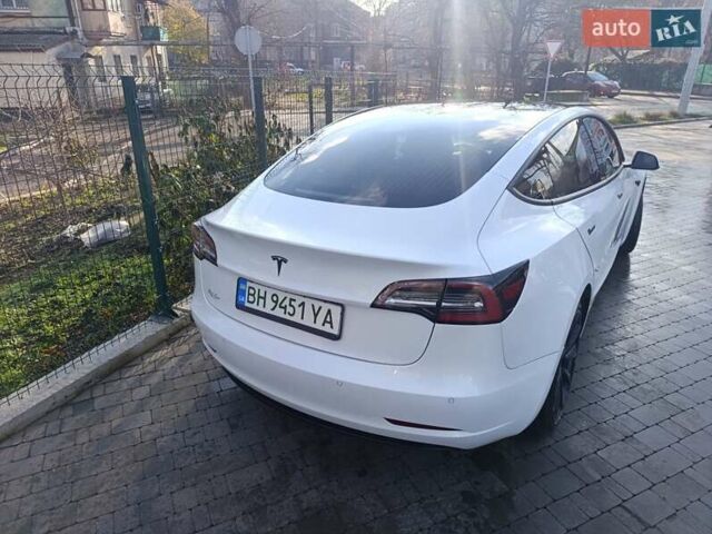 Белый Тесла Модель 3, объемом двигателя 0 л и пробегом 138 тыс. км за 17000 $, фото 1 на Automoto.ua