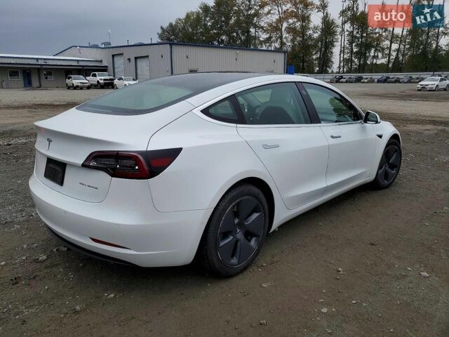 Белый Тесла Модель 3, объемом двигателя 0 л и пробегом 72 тыс. км за 5500 $, фото 2 на Automoto.ua