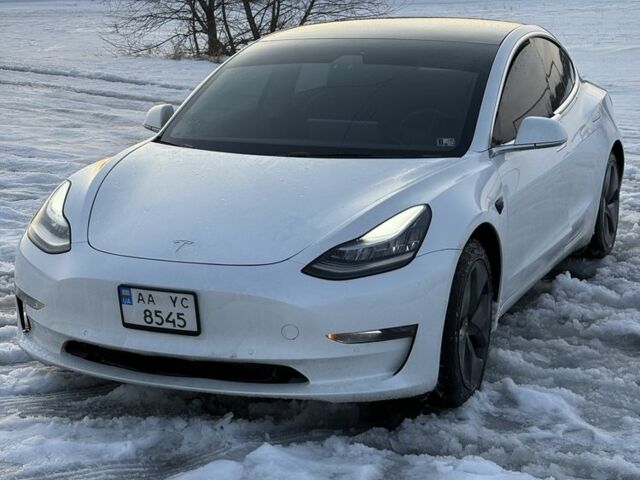Белый Тесла Модель 3, объемом двигателя 0 л и пробегом 191 тыс. км за 18500 $, фото 1 на Automoto.ua