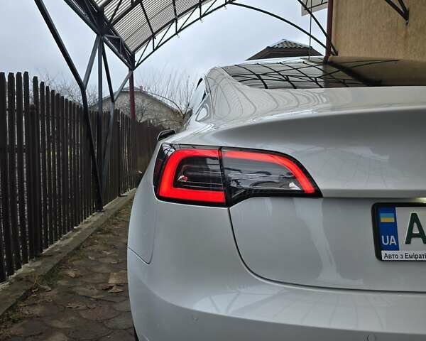 Белый Тесла Модель 3, объемом двигателя 0 л и пробегом 91 тыс. км за 17499 $, фото 3 на Automoto.ua